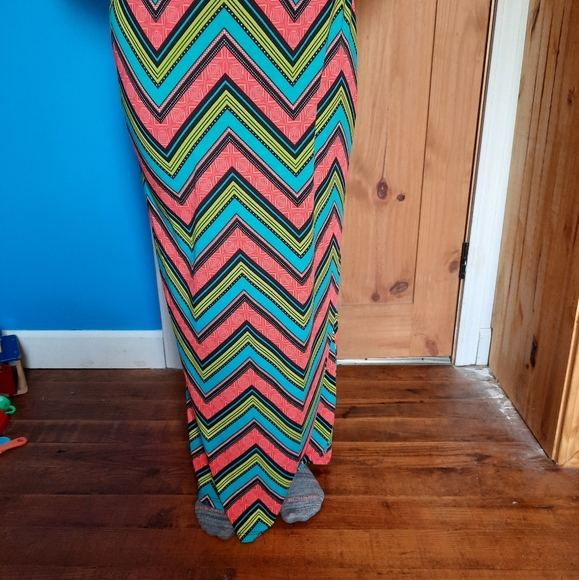 Rue 21 maxi zigzag printed skirt - Picture 3 of 7